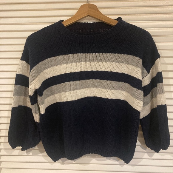 Crop Knit Half Sleeve Striped Sweater Size XS or Small - Picture 1 of 4